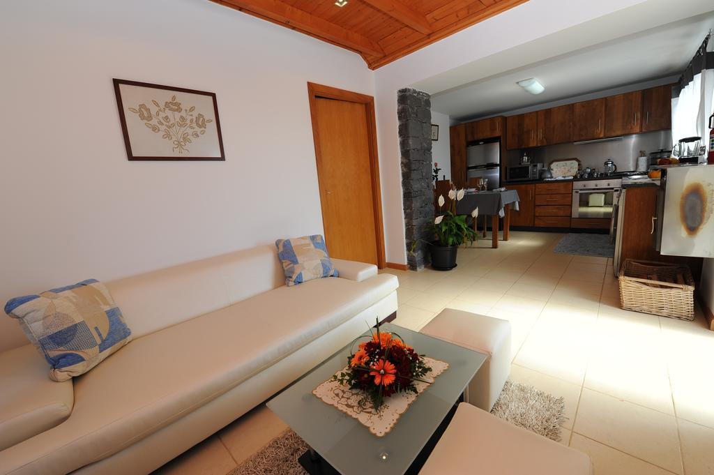 Bhf Residences Bordadeira Arco da Calheta  Zimmer foto